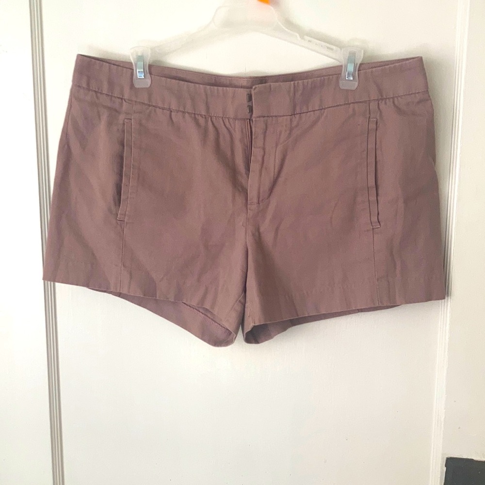Gap khaki shorts